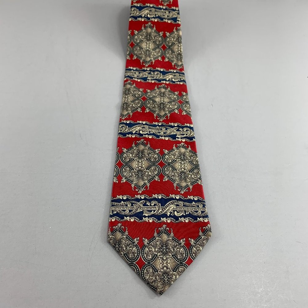Bill Blass Red / Blue  Men's Tie 4" x 60"